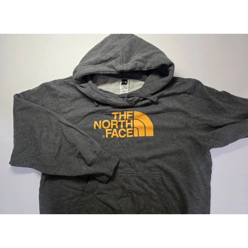 The North Face Mens Size L Gray Graphic Long Sleeve Hoodie